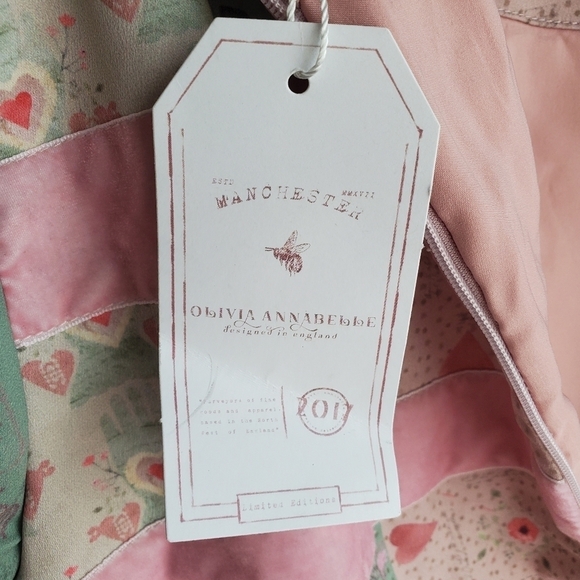 Olivia Annabelle Heartfelt Shaker size M NWT - Picture 12 of 14